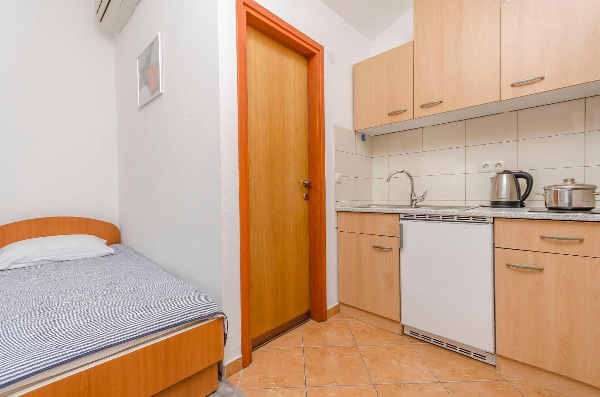 Apartments Rajka ヴォディツェ エクステリア 写真
