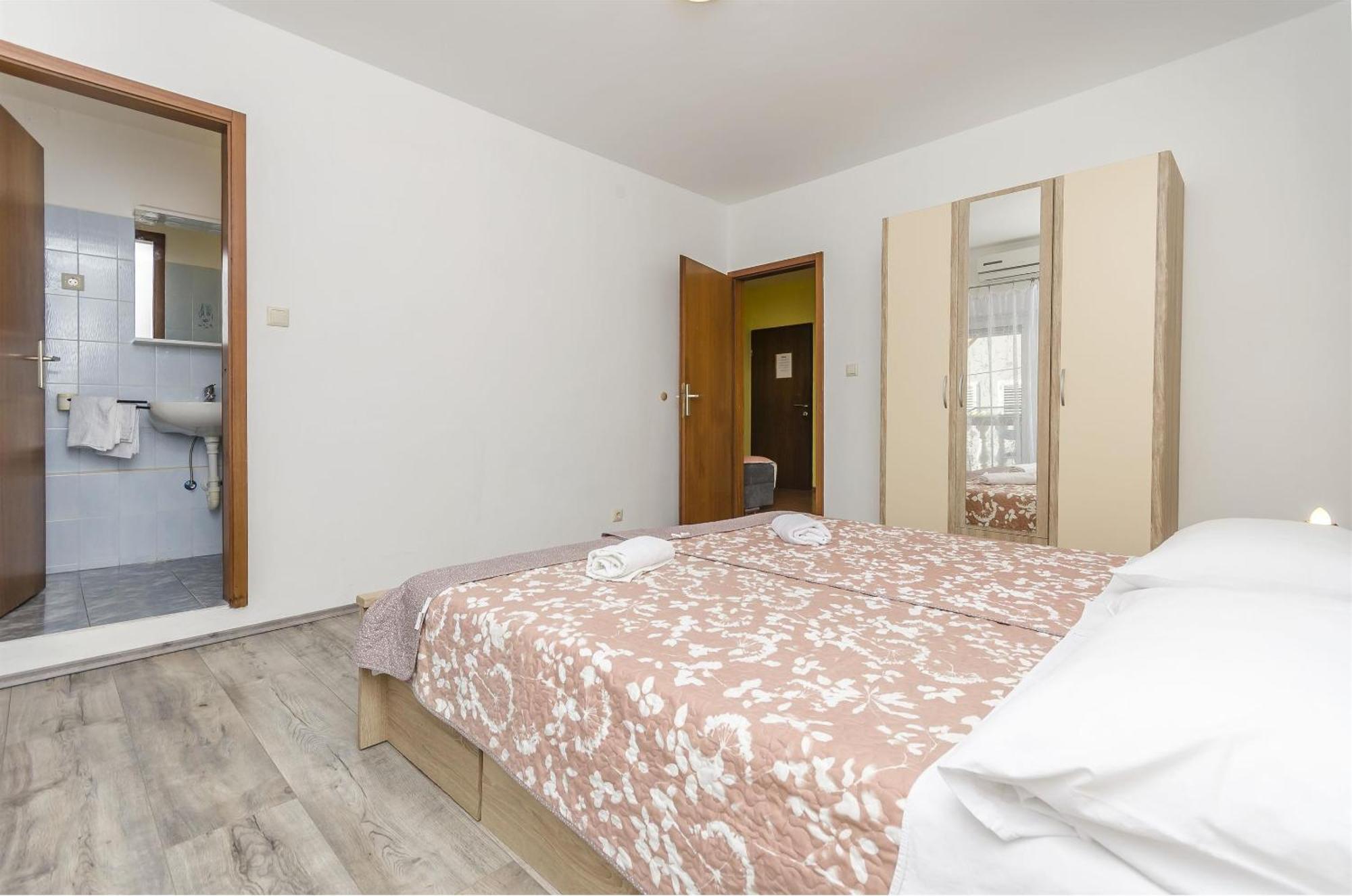 Apartments Rajka ヴォディツェ エクステリア 写真